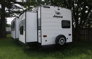 2025 BRAND NEW! Jayco Jay Flight SLX 321BDS