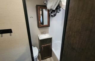 2021 Shasta RVs Phoenix 367BH