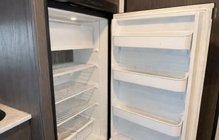 21' Off Grid Camper - Sleeps 5 (midsize towable)