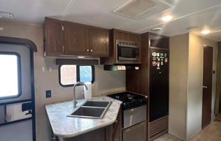 2018 Coleman Lantern HAL695