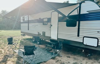 2022 Prime Time RV Avenger 28QBSLE