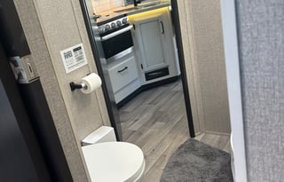 “HAPPY OC RV” Entegra Coach Odyssey 31F Bunk Beds!