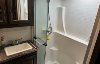 2020 Dutchmen Triton3915 Toy Hauler