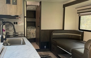 2023 Coachmen RV Leprechaun Premier 319MB Ford 450