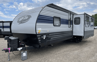 Family Friendly RV with Plenty of Space