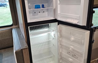 2021 Grand Design Imagine 2400BH