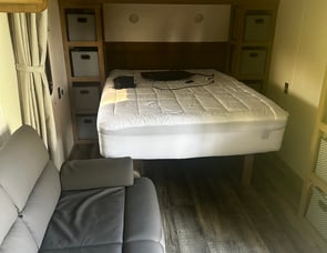 Forest River RV Cherokee Wolf Den 26EV