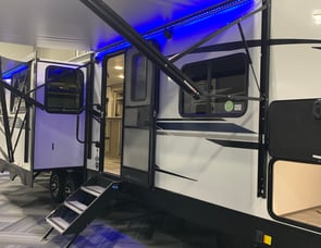 Heartland Sundance Ultra Lite 293 RL