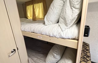 2017 Winnebago Micro Minnie 1700BH