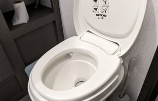 King Bed and Private Quad bunks  2022 Cruiser MPG