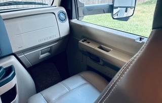 2023 Thor Family Weekender