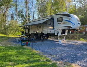 Forest River RV Cherokee Arctic Wolf 321BH