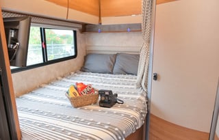 Meet The View, newly remodeled, spacious