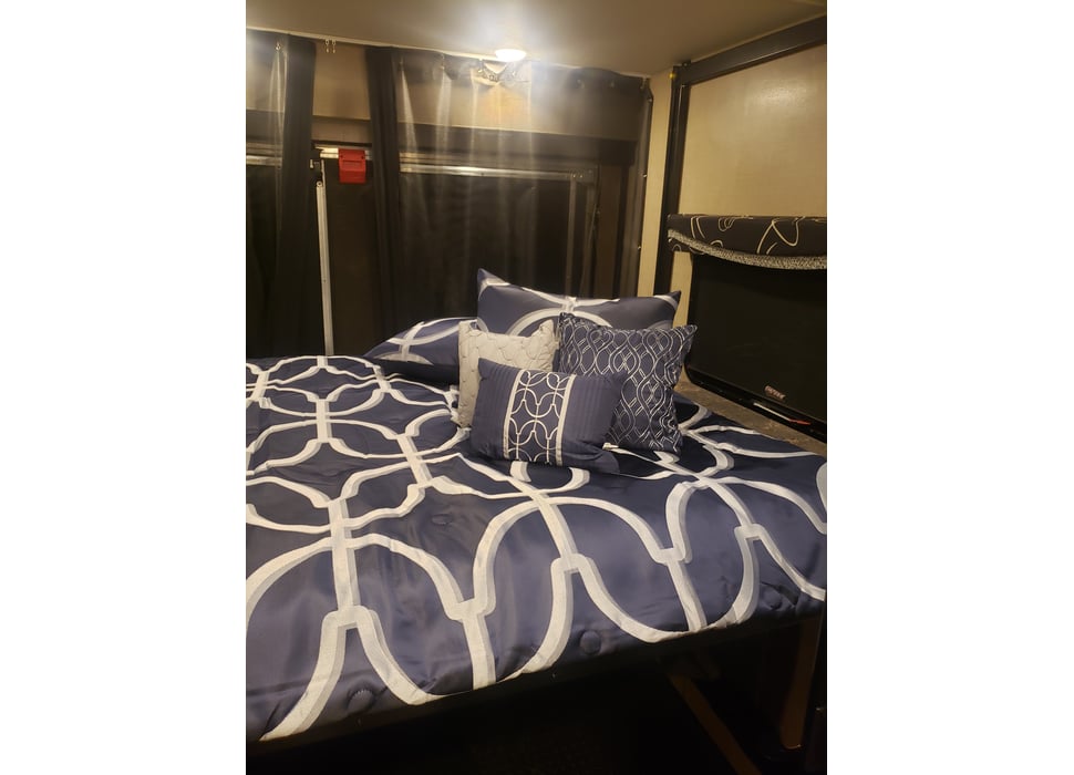 Class C Motor Home rentals in Papillion