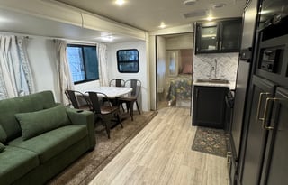 2017 Grand Design Imagine 2800BH