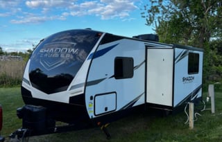 Luxury shadow cruiser