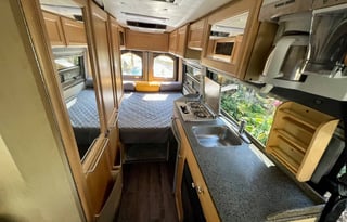 2006 Roadtrek Adventurous RS