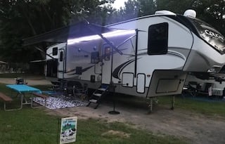 2020 Keystone RV Cougar Half-Ton 32BHS