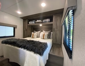 KZ Sportsmen SE 260BHSE