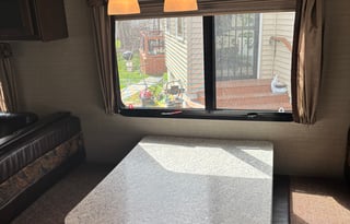 Family Camper Sleeps 6 Pets Welcomed! Rental