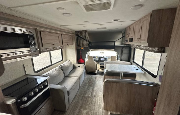 Dinette, kitchenette, livingroom, overhead bunk