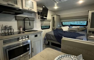 Ibex Bunkhouse Camper- Great for long weekend trip