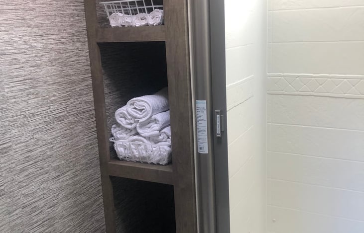 Fresh towels and washcloths provided