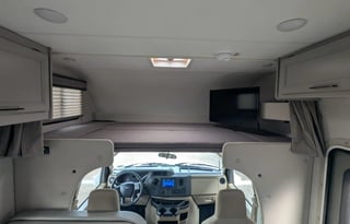 2025 Thor Chateau 22Z - Spacious Class C RV-GLG02
