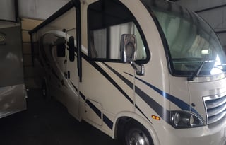 2017 Thor Motor Coach Axis 25.2
