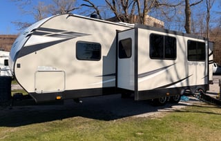Adventure‑Ready Starcraft 281BH