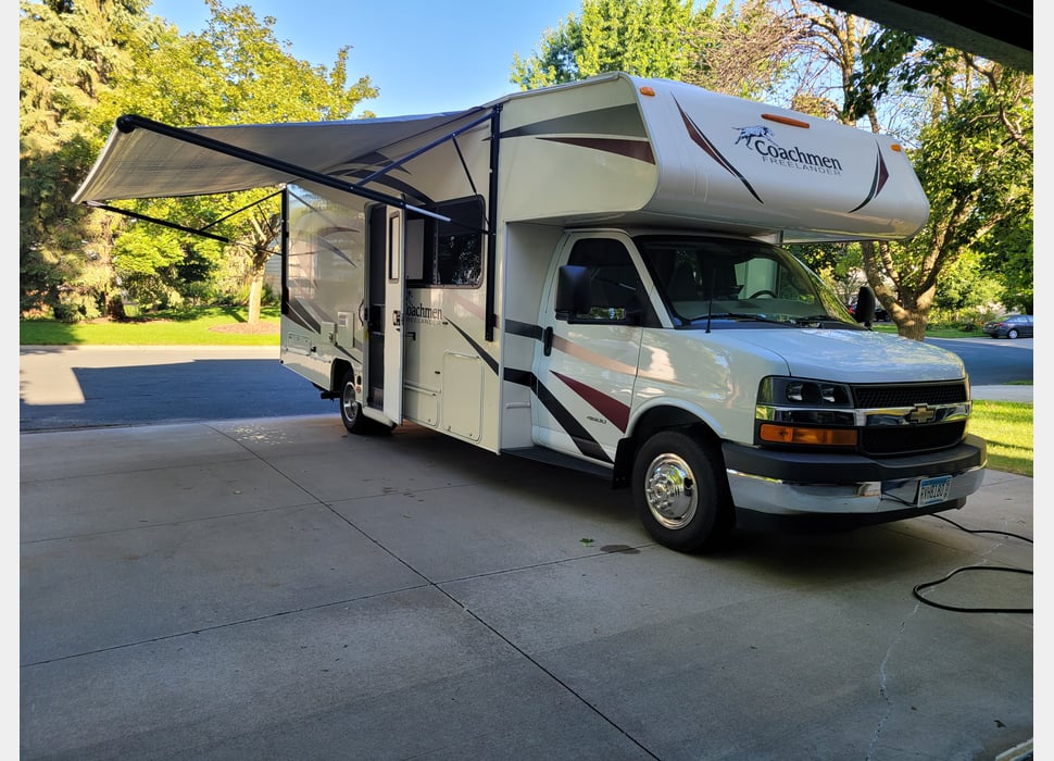 Class C Motor Home rentals in Lakeville