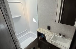 Perfect Size Aspen Trail- Sleeps 8!