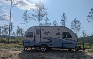 Cozy R-Pod Retreat
