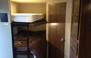 2017 Coleman 28 Foot Bunk house