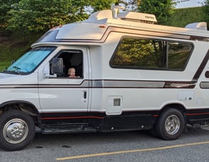 Chinook Concourse 2100