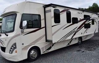 Travel like a ROCKSTAR! 2019 Thor Motor Coach30.2