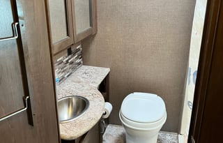 2017 Thor Motor Coach Freedom Elite 30FE