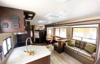 Cherokee Gray - sleeps 6 w/pvt queen & bunks
