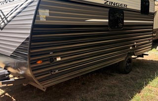 2026 Zinger Lite 18BH CAMPFIRE COTTAGE