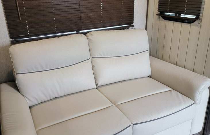 Couch with double pull out bed.