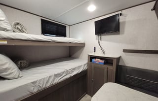 2 bedroom☆quad BUNKS☆Fireplace