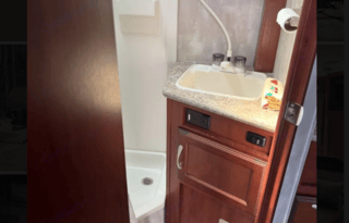 Winnebago  Minnie GMI1165