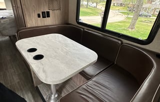 2018 Forest River - 3 full beds - 6 person rental