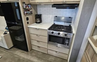 Forest River Wildwood**Mid-Bunk w/patio (OKFL1970)