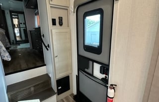 2022 Palomino Columbus 382FB