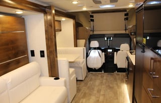 2019 Tiffin Motorhomes Wayfarer 25 RW