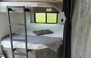 2022 Keystone Hideout 29 DFS