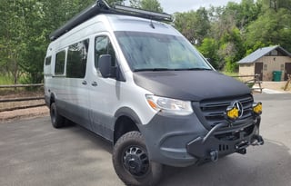 Utah Adventure Van - Yellowstone to Zion!