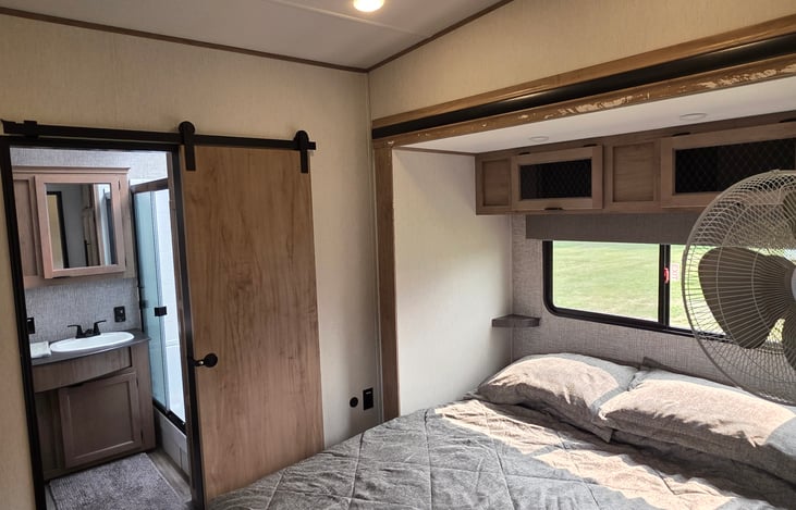 private king bedroom