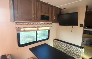 2018 Riverside DREAM 260BH. (Blue Eagle)